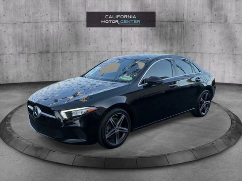 Used 2021 Mercedes-Benz A 220 image 3