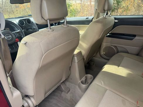 Used 2015 Jeep Compass Sport w/ Power Value Group image 18