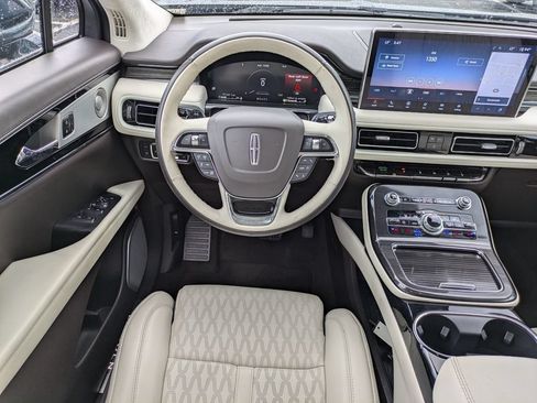 Certified 2023 Lincoln Nautilus Black Label AWD/4WD image 17
