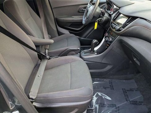 Used 2019 Chevrolet Trax LS w/ Tint and Cruise Package FWD image 26