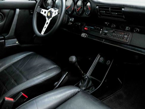 Used 1987 Porsche 911 Carrera RWD image 54