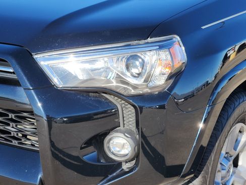 Used 2023 Toyota 4Runner SR5 image 11