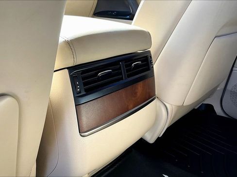 Used 2018 Lexus LX 570 4WD image 31