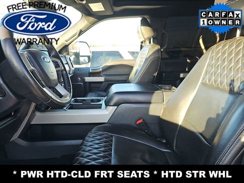 Used 2022 Ford F350 Lariat w/ Black Appearance Package image 8