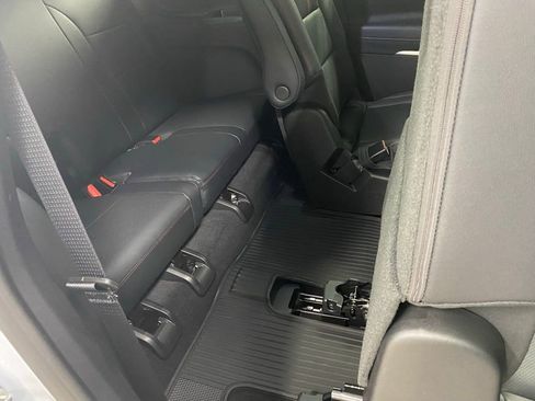 New 2026 Chevrolet Traverse RS w/ LPO, Floor Liner Package image 26