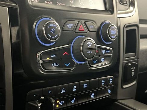 Used 2015 RAM 1500 Sport w/ Ceramic Blue Sport Package image 18