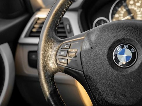 Used 2018 BMW 320i Sedan image 14