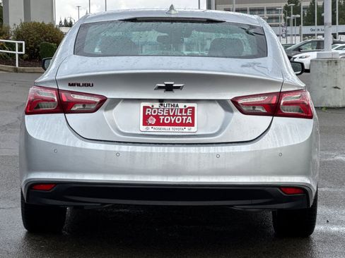 Used 2020 Chevrolet Malibu LT image 8