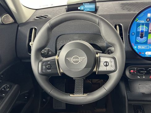 Certified 2025 MINI Cooper Countryman S image 16