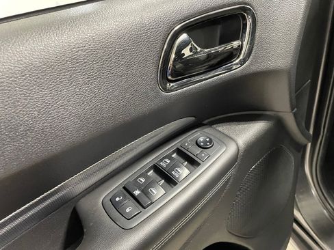 Used 2019 Dodge Durango GT image 12