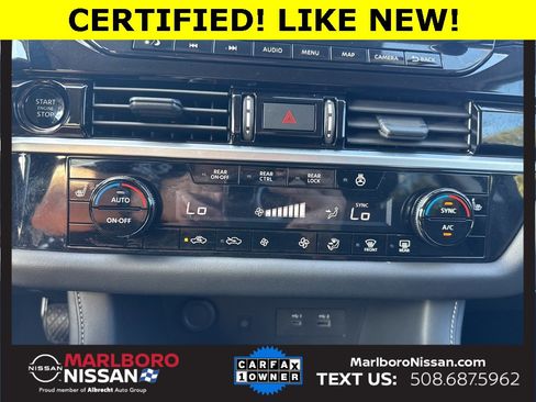 Certified 2025 Nissan Pathfinder SL image 34