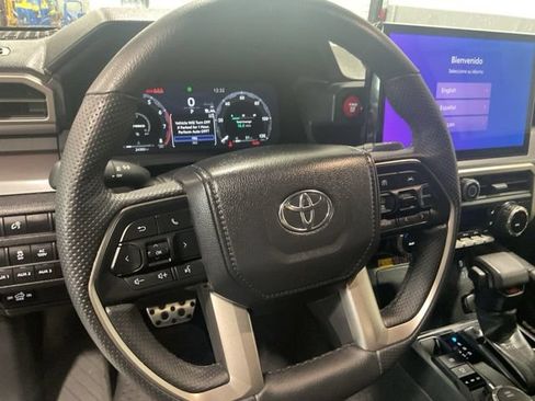 Used 2024 Toyota Tacoma TRD Sport w/ TRD Sport Premium Package AWD/4WD image 18