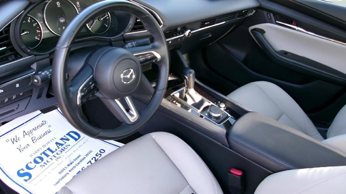 Used 2025 MAZDA MAZDA3 s FWD image 12