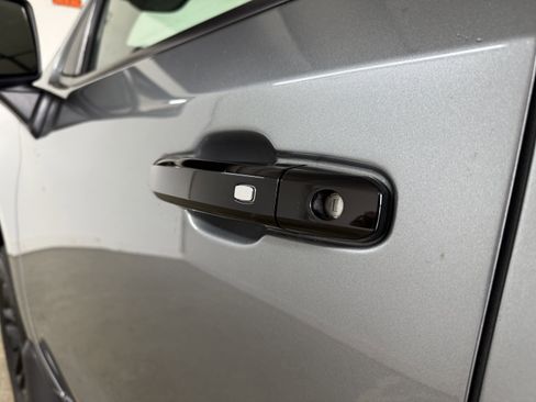 Used 2021 Chevrolet Silverado 1500 LT Trail Boss w/ Bed Protection Package image 10