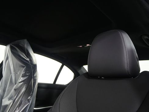 New 2026 BMW 330i Sedan image 11