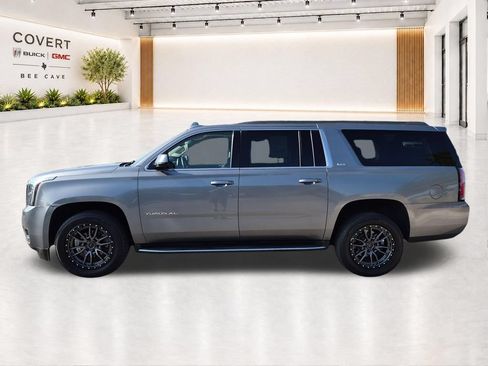 Used 2019 GMC Yukon XL SLT w/ Open Road Package RWD image 9