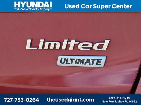 Used 2015 Hyundai Santa Fe Limited w/ Option Group 04 FWD image 30