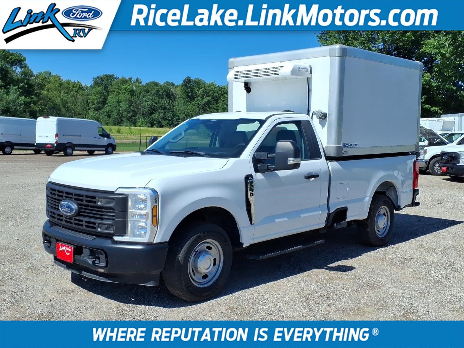 Used 2024 Ford F250 XL RWD image 1