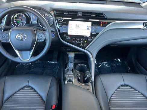 Used 2018 Toyota Camry SE w/ Audio Package image 13