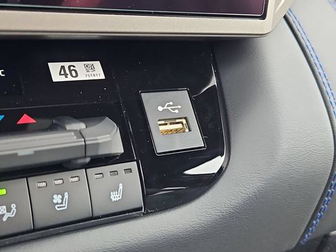 New 2026 Toyota Tundra Limited AWD/4WD image 15