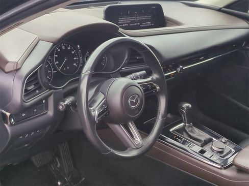 Used 2024 MAZDA CX-30 AWD 2.5 S w/ Premium Package image 2