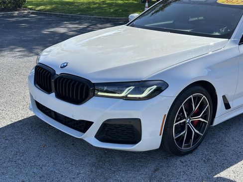 Used 2022 BMW 530i w/ Executive Package RWD image 9