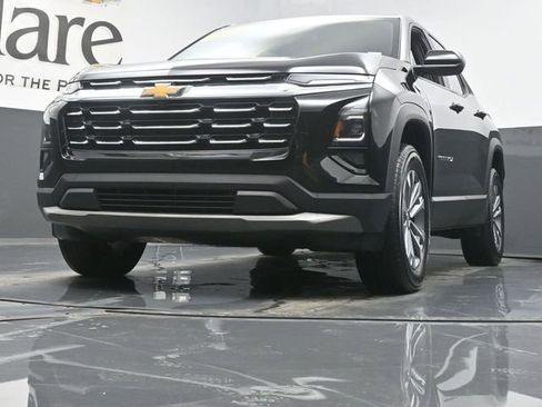 Used 2025 Chevrolet Equinox LT image 4