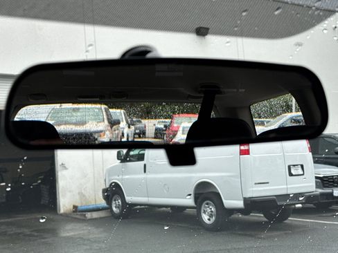 Used 2009 Subaru Outback 2.5i image 26