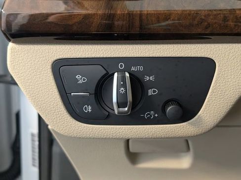 Used 2020 Audi Q5 2.0T Premium Plus w/ Premium Plus Package image 28