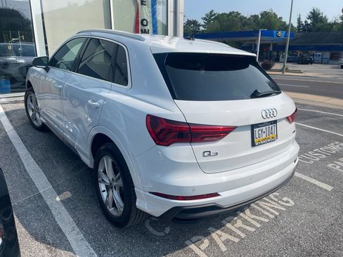 Used 2023 Audi Q3 2.0T Premium Plus w/ Premium Plus Package AWD/4WD image 3