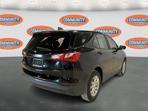 Used 2021 Chevrolet Equinox LS image 8