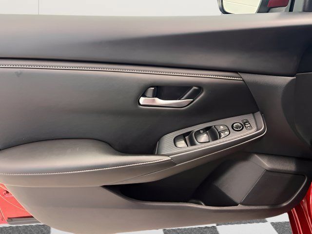 Used 2024 Nissan Sentra SV FWD image 13