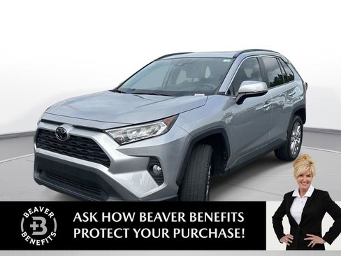 Used 2020 Toyota RAV4 XLE Premium FWD image 1