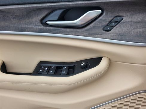 New 2026 Jeep Grand Cherokee Limited w/ Luxury Tech Group II image 23