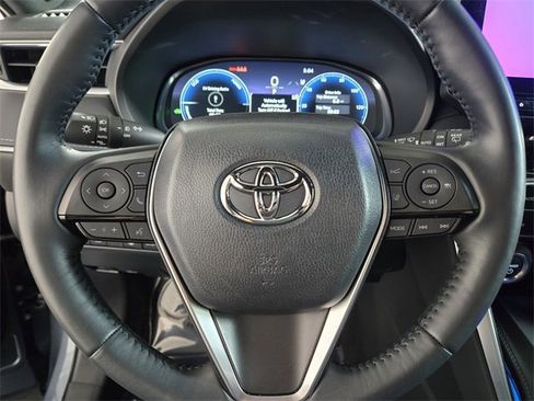 Used 2024 Toyota Venza Limited image 30