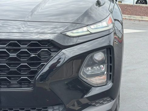 Used 2019 Hyundai Santa Fe SE FWD image 13