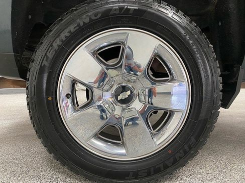 Used 2018 Chevrolet Silverado 1500 LT w/ Texas Edition image 23
