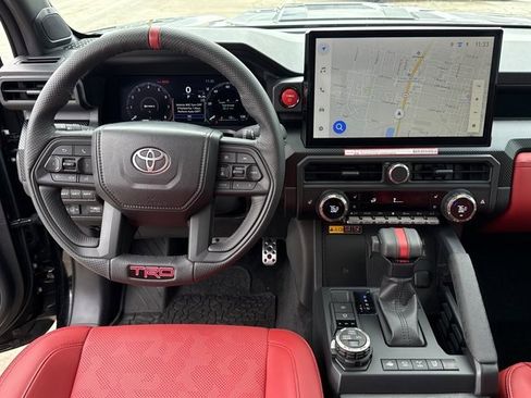Used 2025 Toyota Tacoma TRD Pro image 7