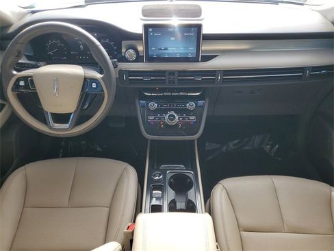 Used 2020 Lincoln Corsair Standard image 13