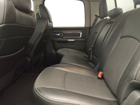 Used 2017 RAM 1500 Laramie RWD image 18
