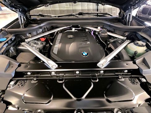 New 2026 BMW X5 xDrive40i w/ Climate Comfort Package image 16
