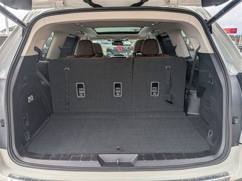 Certified 2024 Subaru Ascent Touring w/ Popular Package #2 image 14