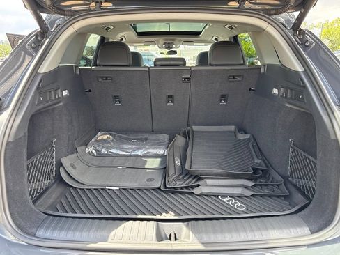 Used 2025 Audi Q6 e-tron Premium Plus w/ Premium Plus AWD/4WD image 25