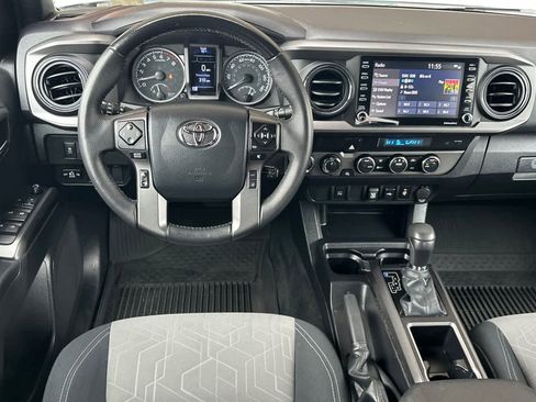 Certified 2023 Toyota Tacoma TRD Off-Road image 15