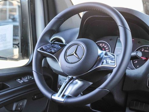 New 2026 Mercedes-Benz Sprinter 144 Cargo image 17