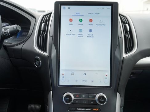 Certified 2024 Ford Edge SEL image 11