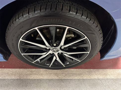 Used 2024 Toyota Camry SE image 17