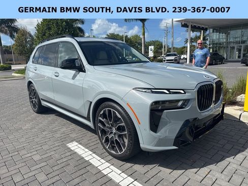 Used 2023 BMW X7 M60i w/ Executive Package image 4