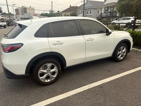 Used 2024 Honda HR-V LX image 6