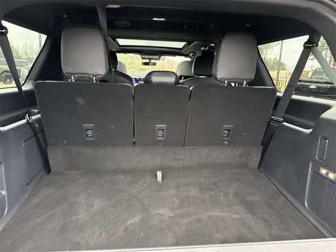 Used 2025 Lincoln Navigator L Reserve w/ Jet Appearance Package image 18